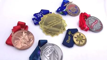 カスタムメイドのアンティーク亜鉛合金ゴールドステッキサッカーメダリオンとトロフィーメダルとトロフィー